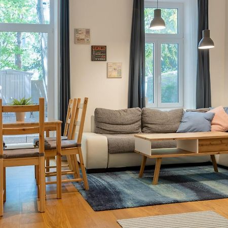 Cozy Apartment, 2 Private Terraces, 8 Min To City Center Wien Eksteriør bilde