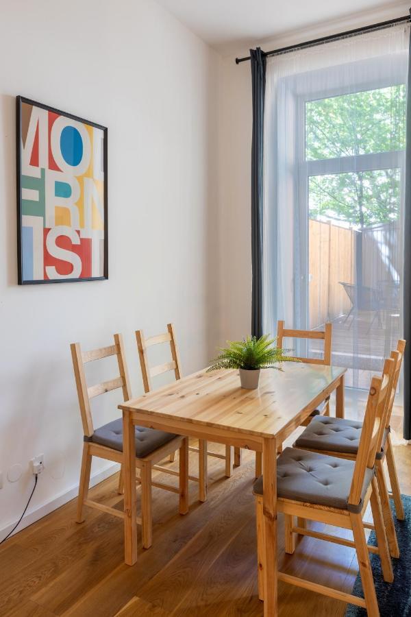Cozy Apartment, 2 Private Terraces, 8 Min To City Center Wien Eksteriør bilde