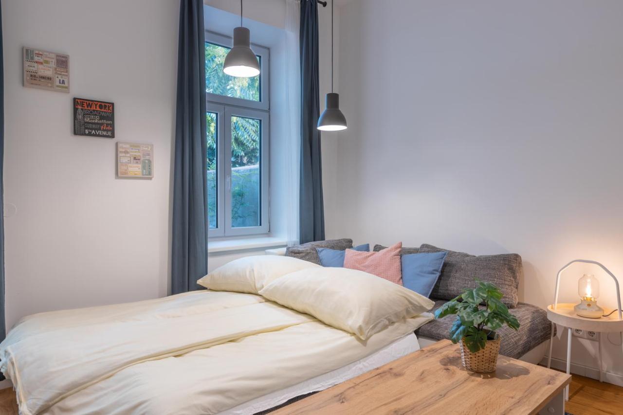 Cozy Apartment, 2 Private Terraces, 8 Min To City Center Wien Eksteriør bilde
