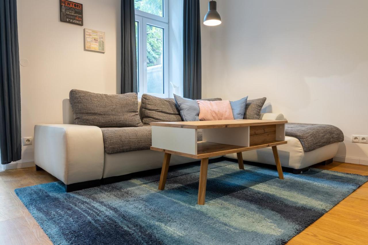 Cozy Apartment, 2 Private Terraces, 8 Min To City Center Wien Eksteriør bilde